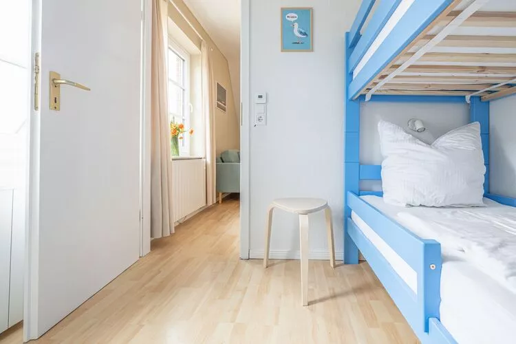 Beachbreak-Bedroom