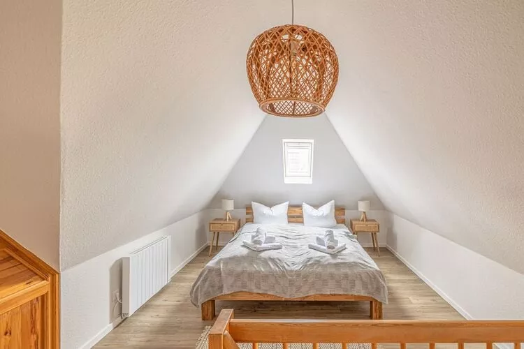 Beachbreak-Bedroom