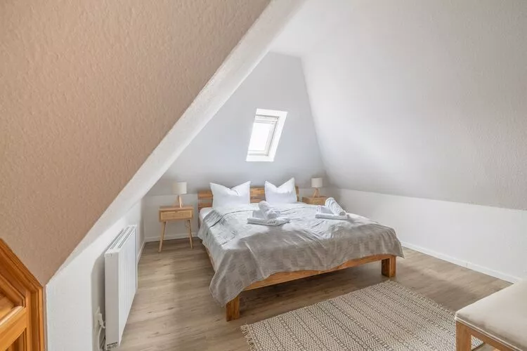 Beachbreak-Bedroom