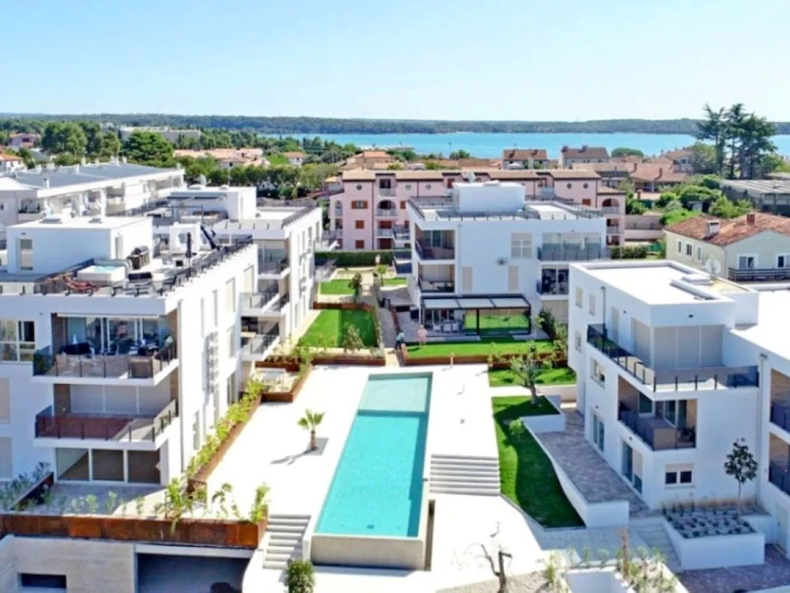 "Grüne Oase" mit Terrasse-Dehors