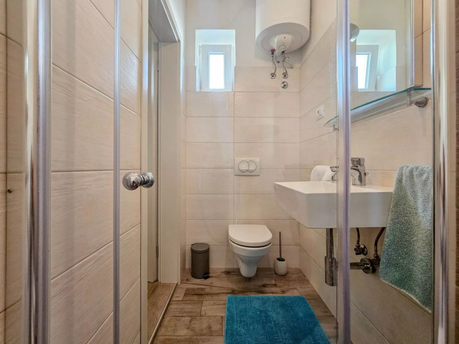 Für 2 Personen ca. 22 m&sup2; in Novigrad, Adriaküste Kroatien (Westküste von I-Dedans