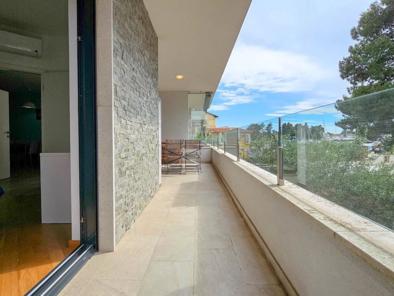 Wohnung "Nicoletta" mit Balkon-Dehors