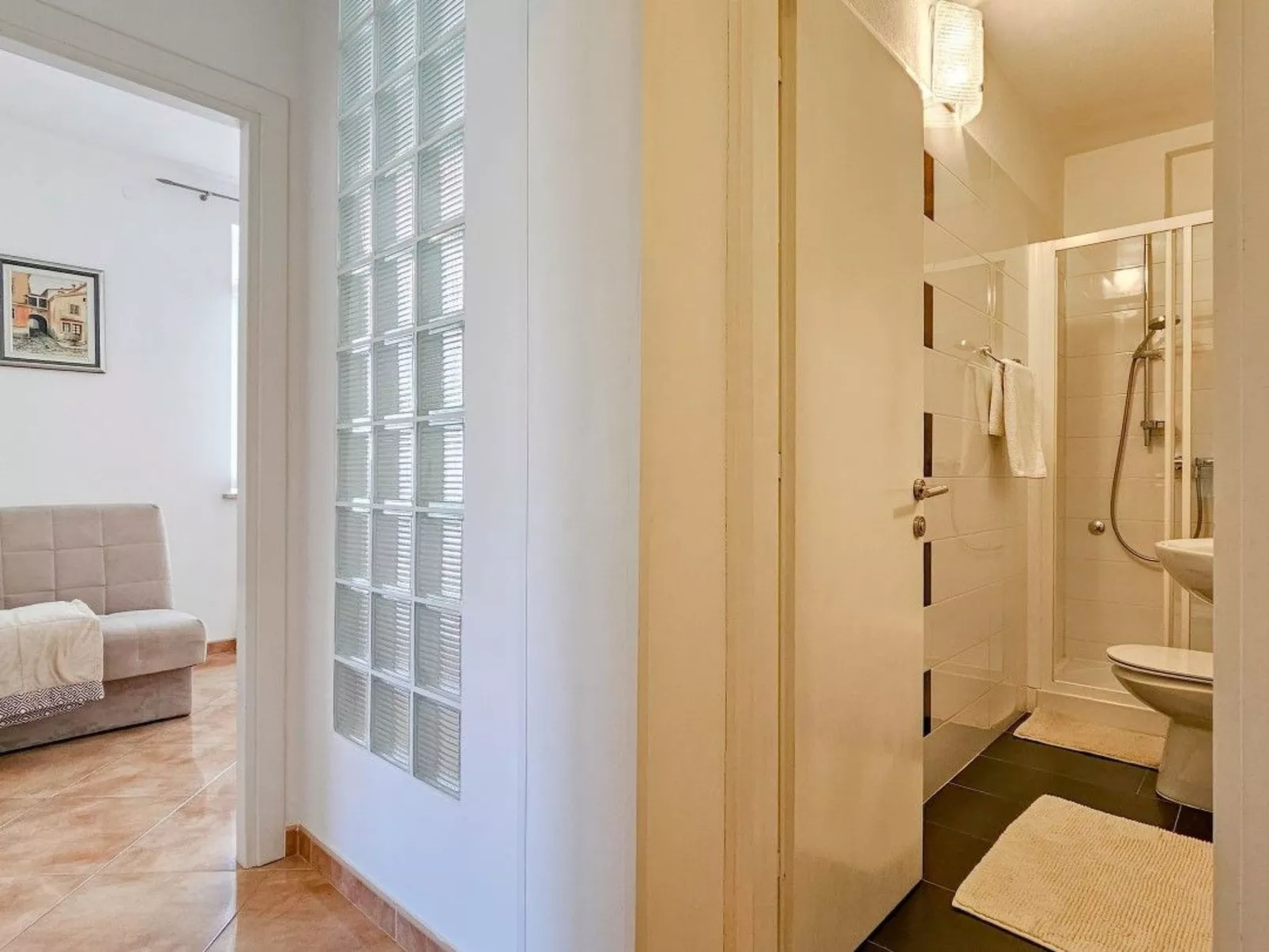 Wohnung "Viviana" direkt am Strand - Dedans