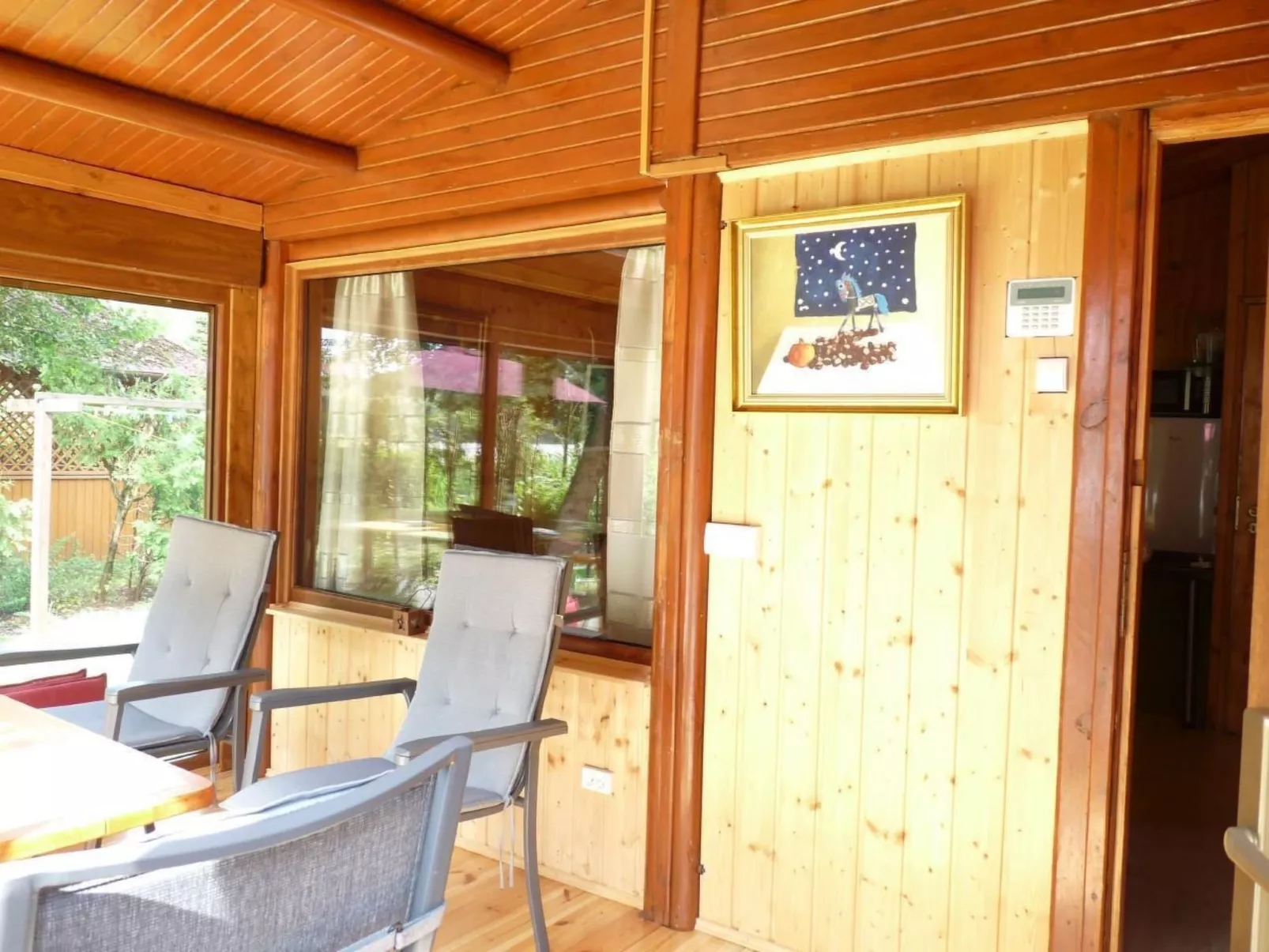 Traumurlaub am See-Inside