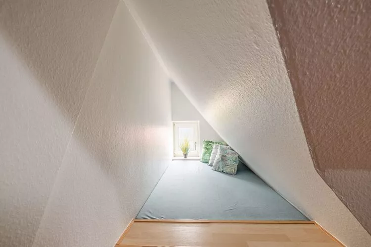 Surfbreak-Bedroom