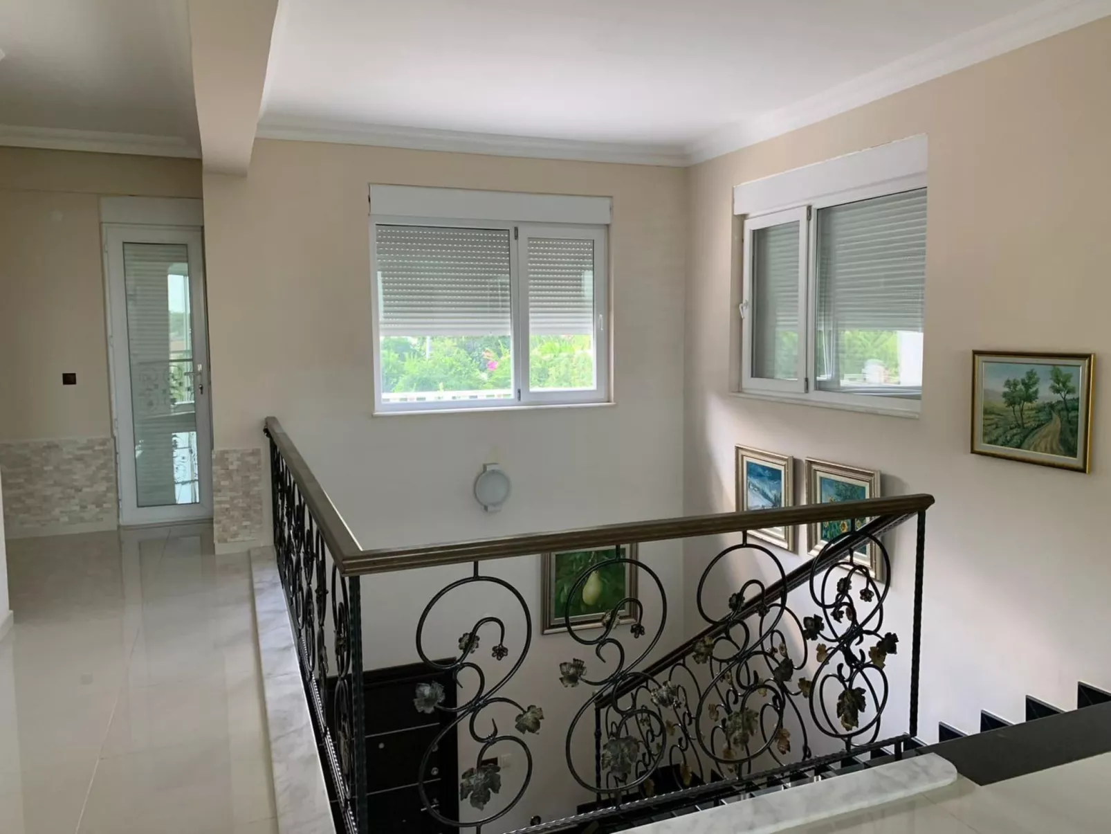 Mit Terrasse-Outside