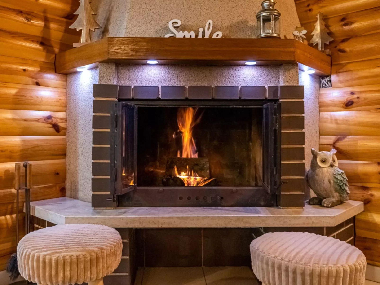 Mala vila Rebeka -großer SwimmingPool-Dedans