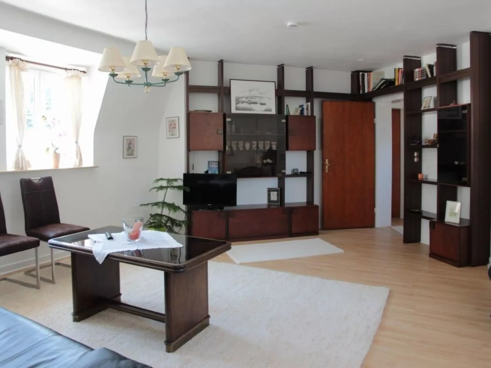 Goldbergvilla 7-9 P.-Dedans