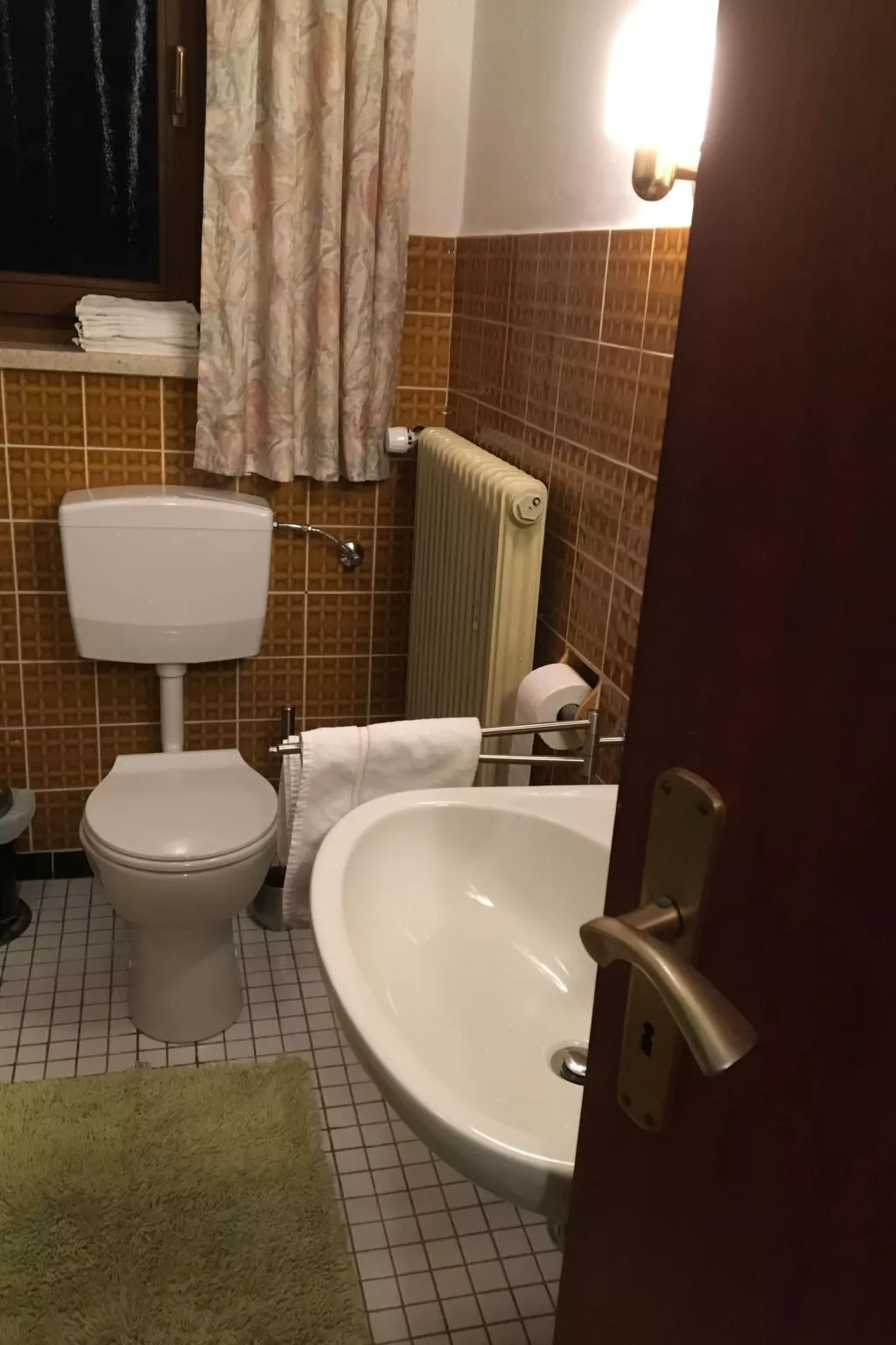 Appartement mit Balkon-Inside