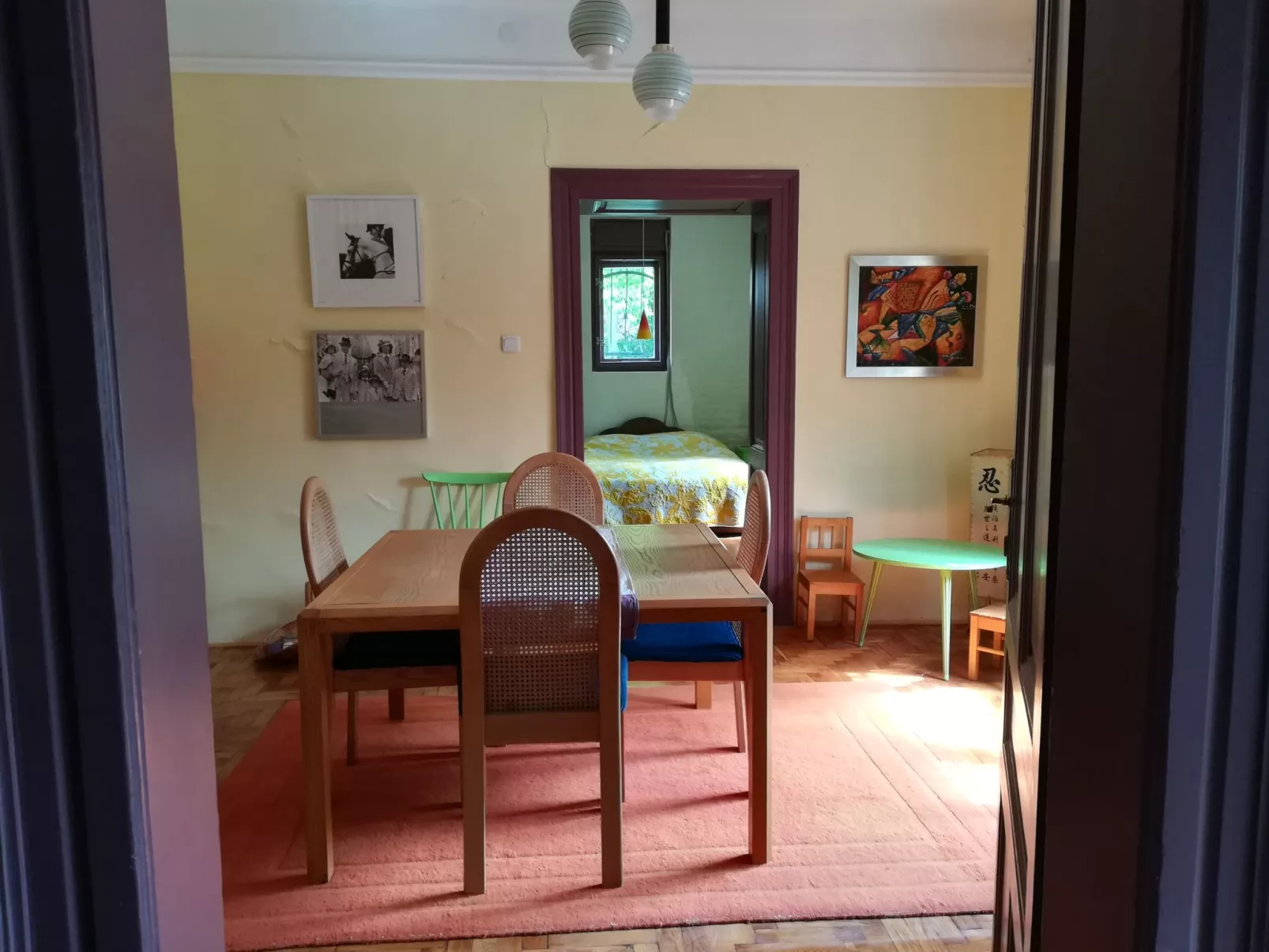 Mit biologischem Schwimmteich-Dedans