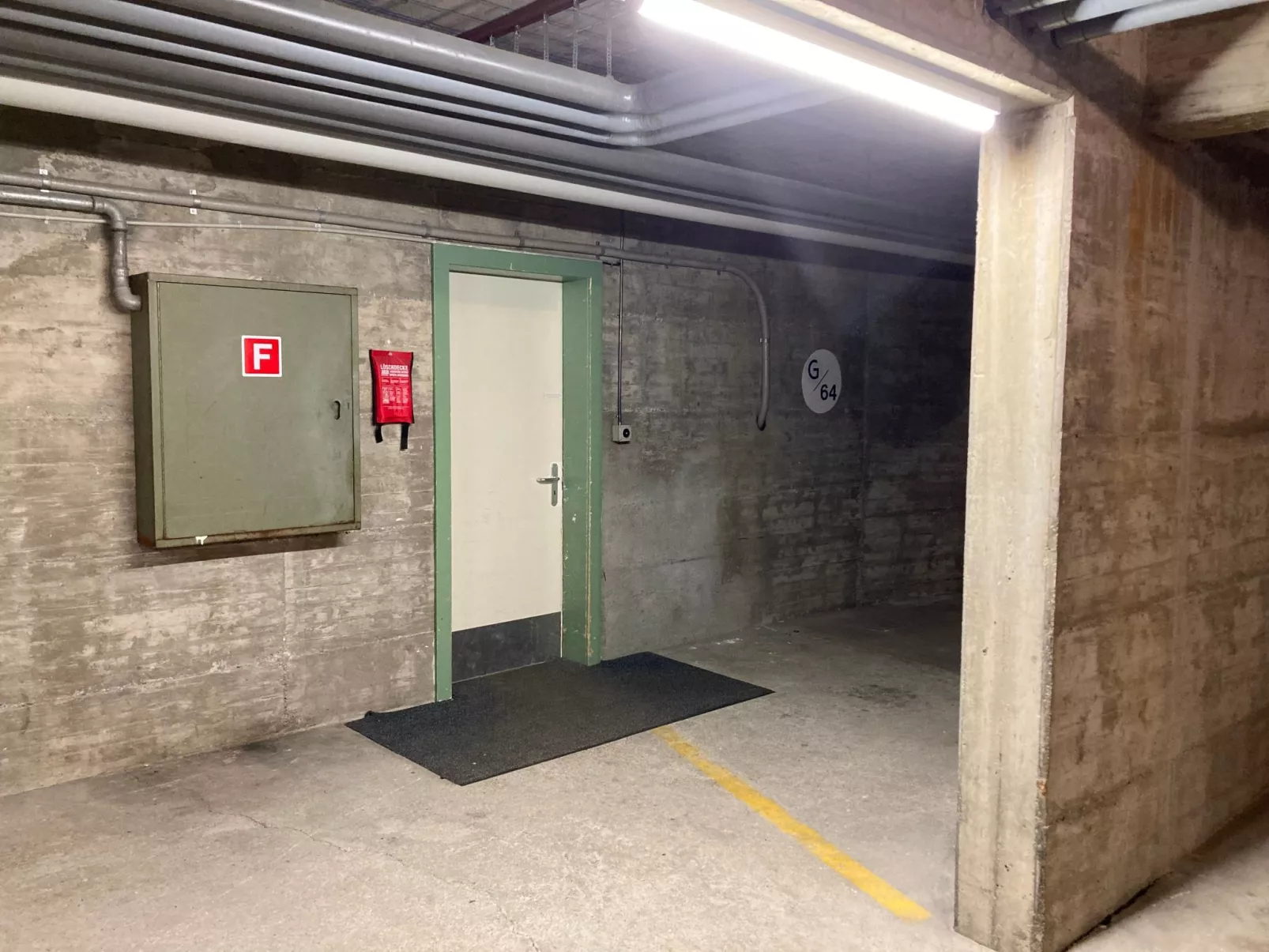 Geräumiges 3.5 Zimmer Beste Lage Kostenloses Parken-Dedans