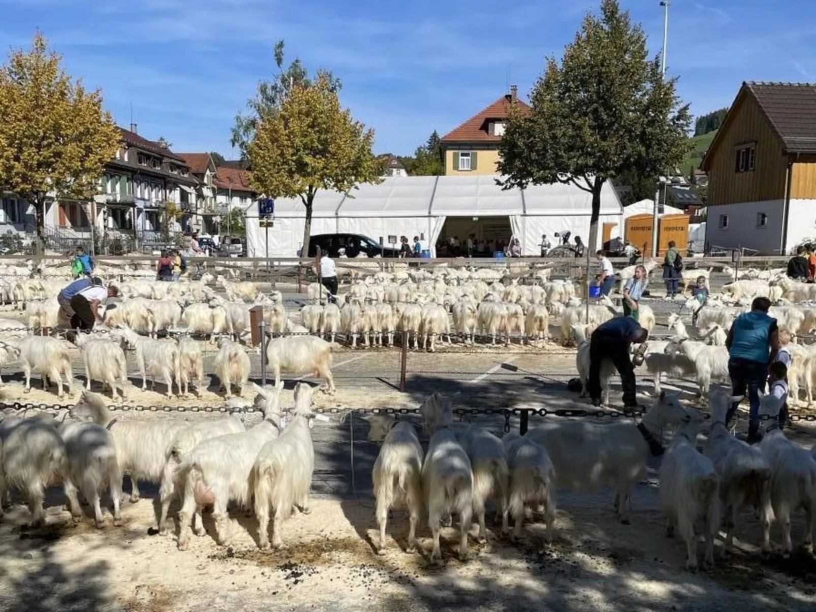 Im Dorf Urnäsch-Image-tags.info