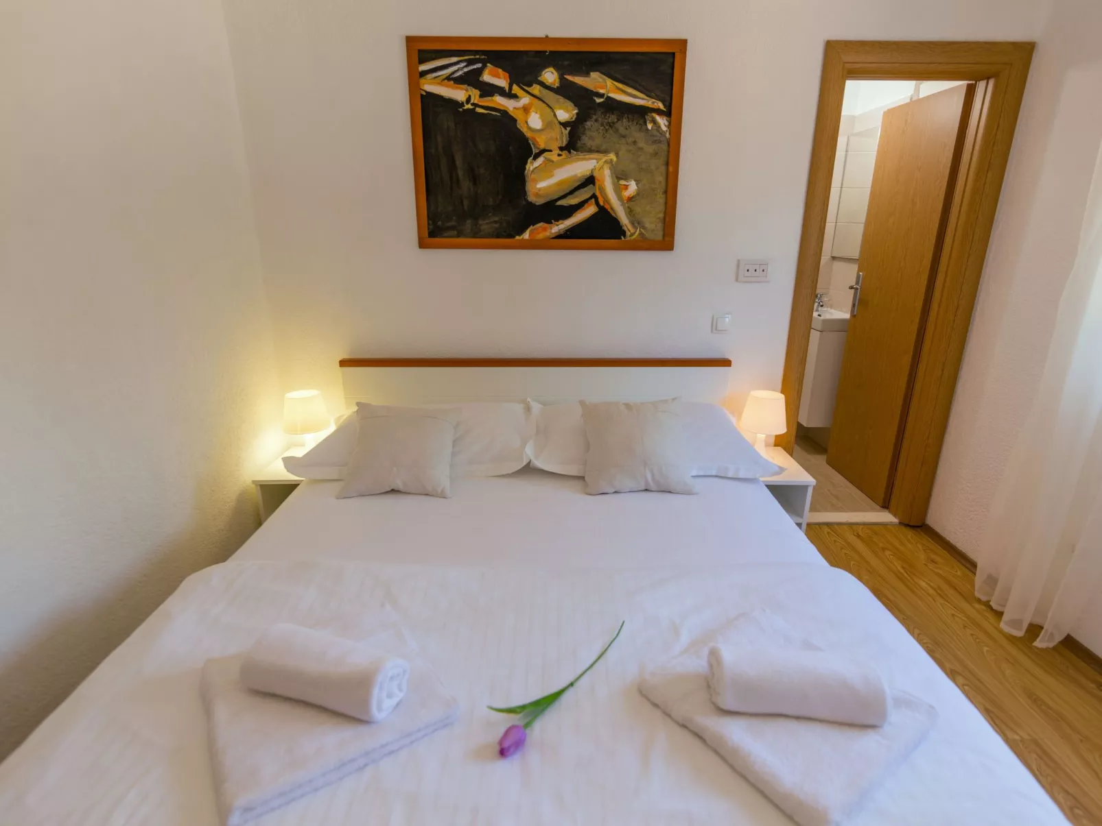 In Opanci mit beheiztem Pool, Parkplatz-Image-tags.info