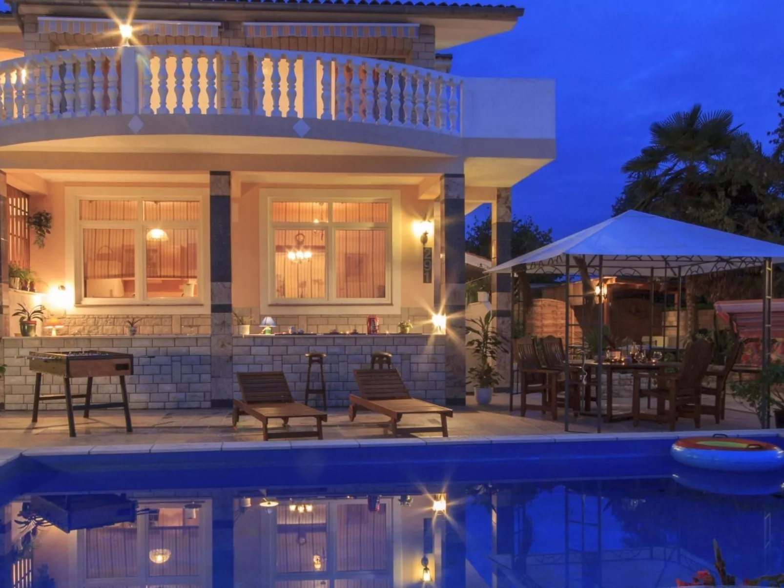 Villa Natalia Peroj,  mit privaten Pool-Dehors