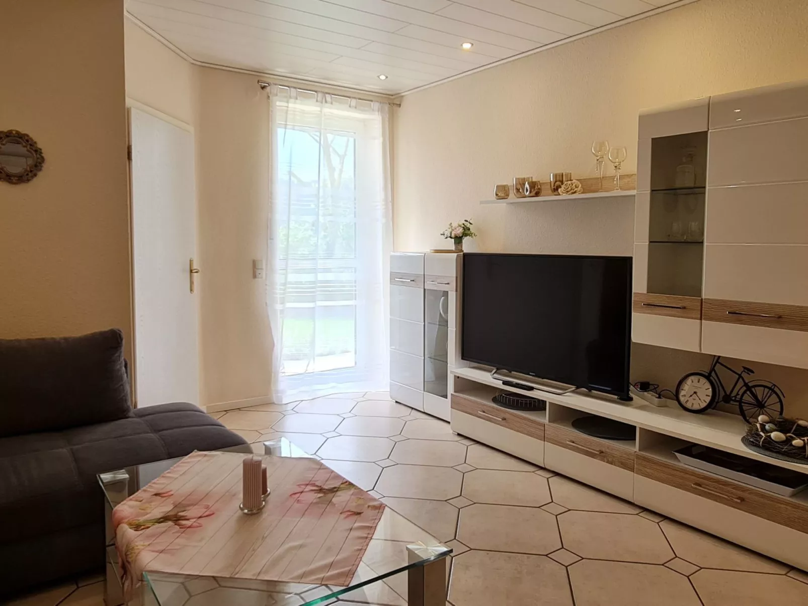 Doppelappartement mit Garten-Inside