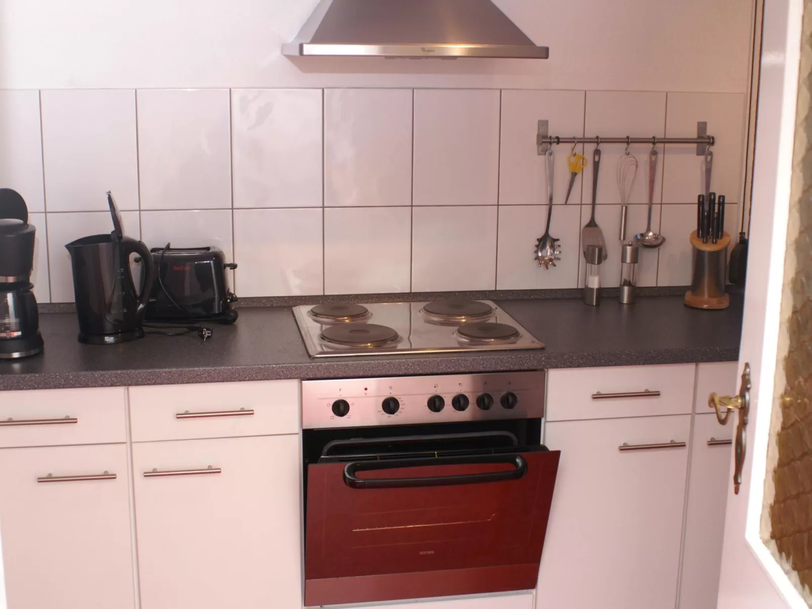 Appartement in Göhren mit Grill und Garten-Drinnen