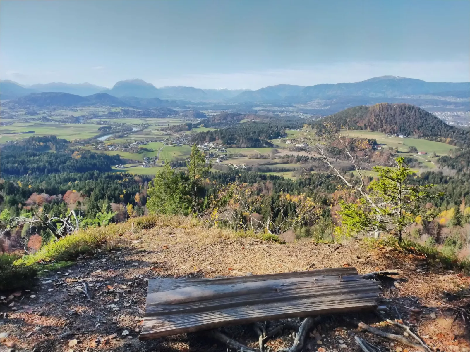 Idyllische Panorama-Südwohnung in Wörtherseenähe-Image-tags.info