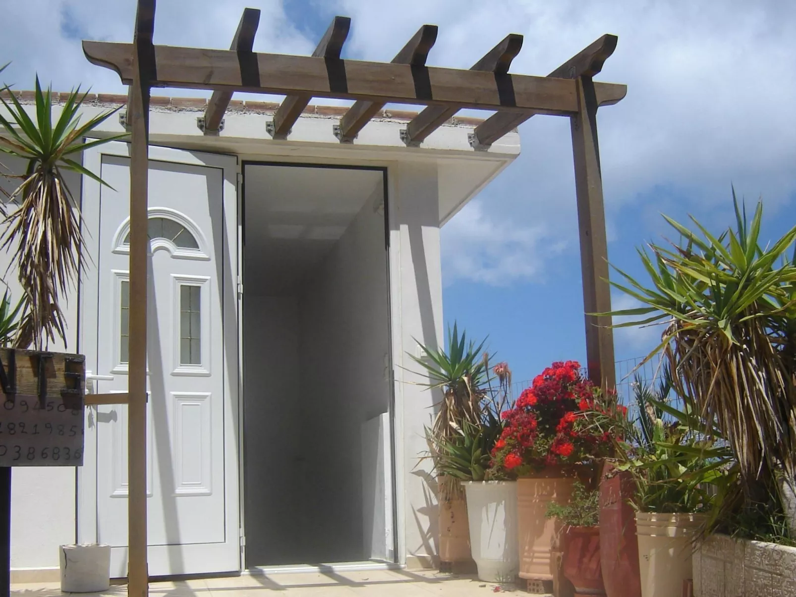 Appartement mit Balkon-Draußen