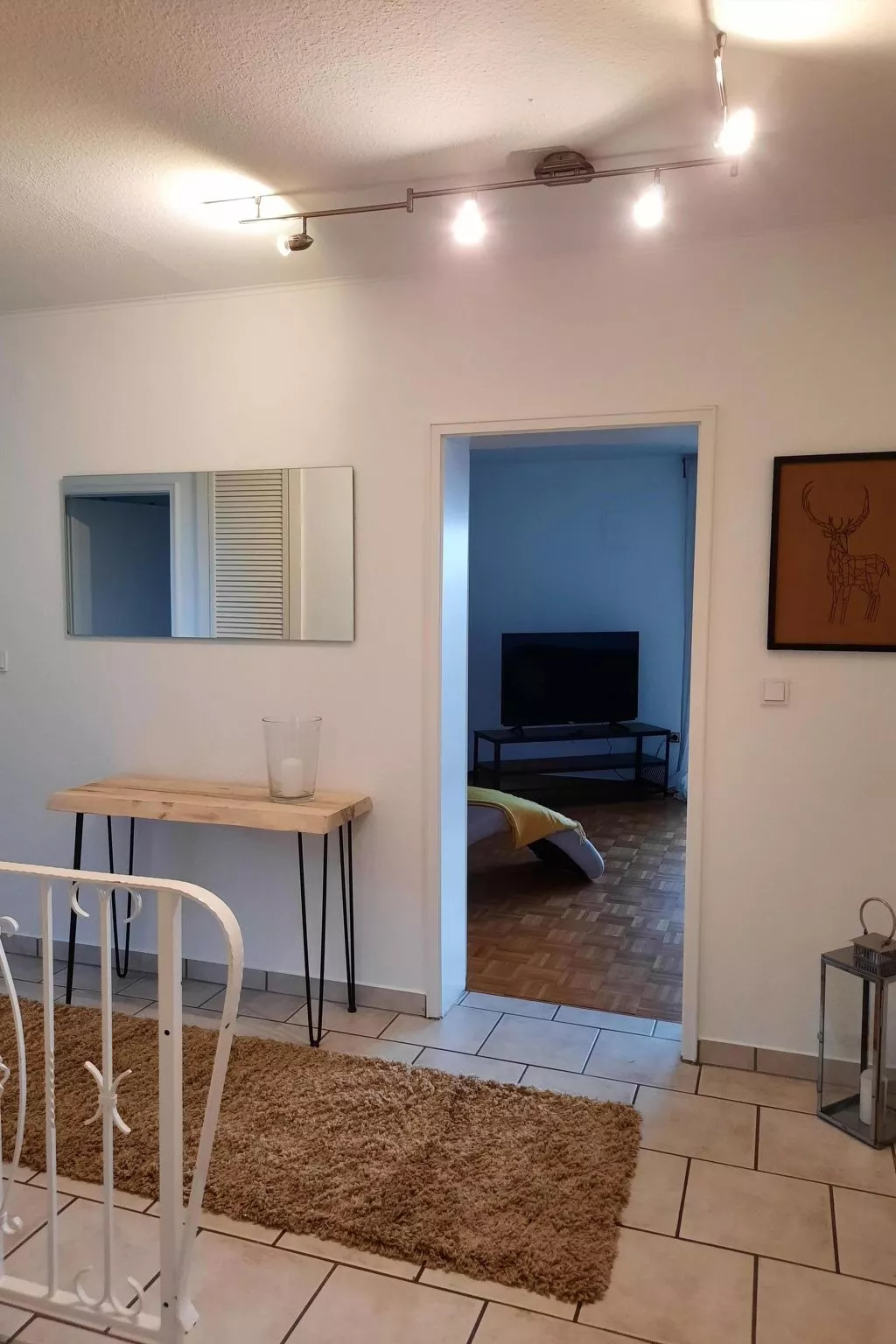 Idyll mit Loggia und Garten-Drinnen