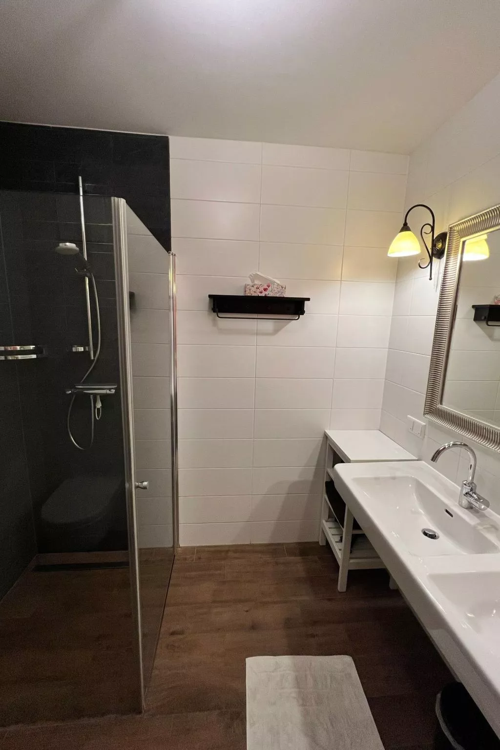 Freistehendes Ferienhaus mit Blick auf den See-Inside