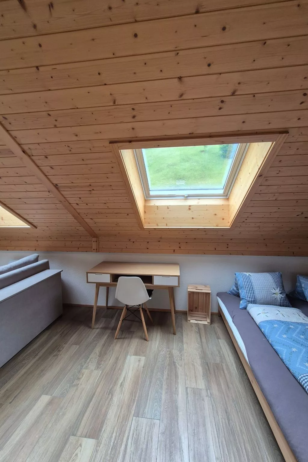 Rothornblick-Drinnen