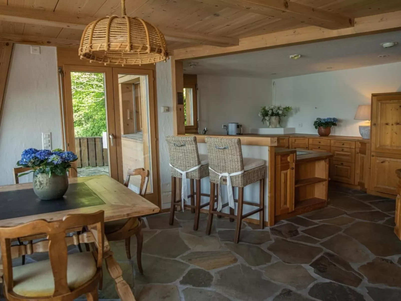 Chalet am See mit Panorama Aussicht-Image-tags.info