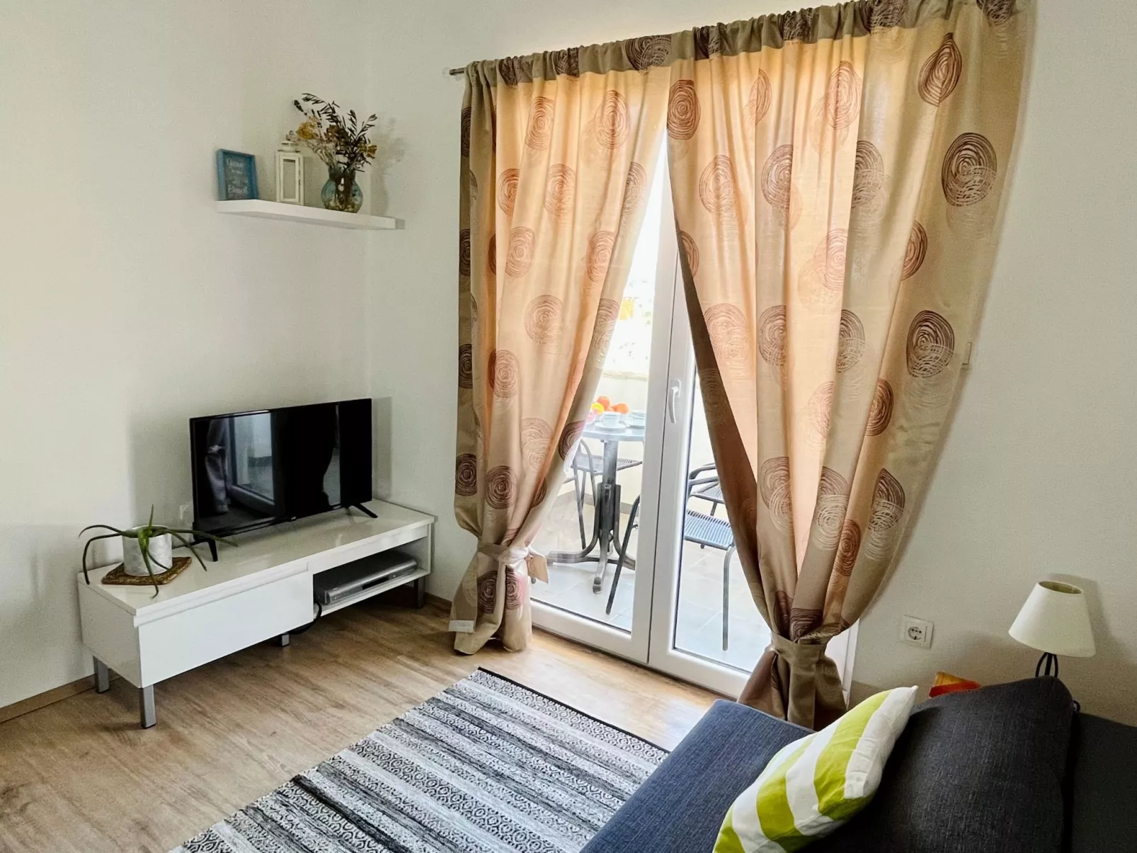 Neugebaute Wohnung im Erdgeschoss-Image-tags.info