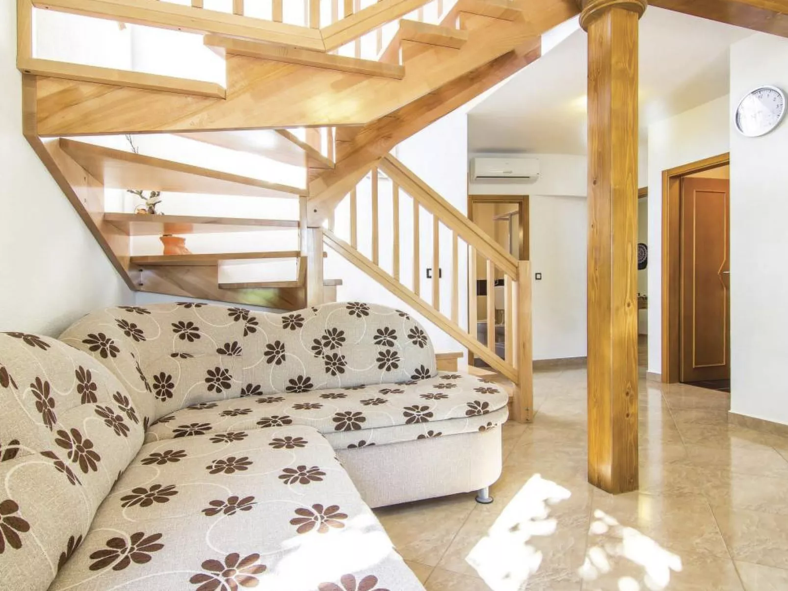 Haus Valmonida-Dedans