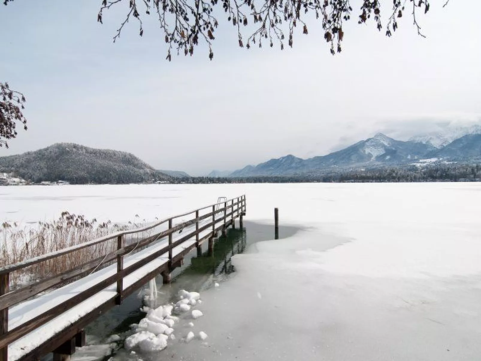 Wohnung Seeblick-Outside