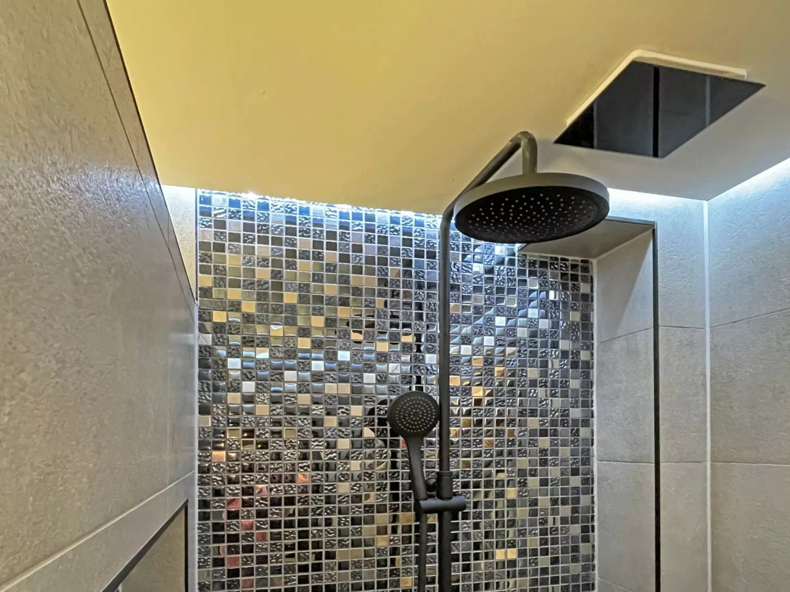 Aurora, Katwijk Zee-Drinnen