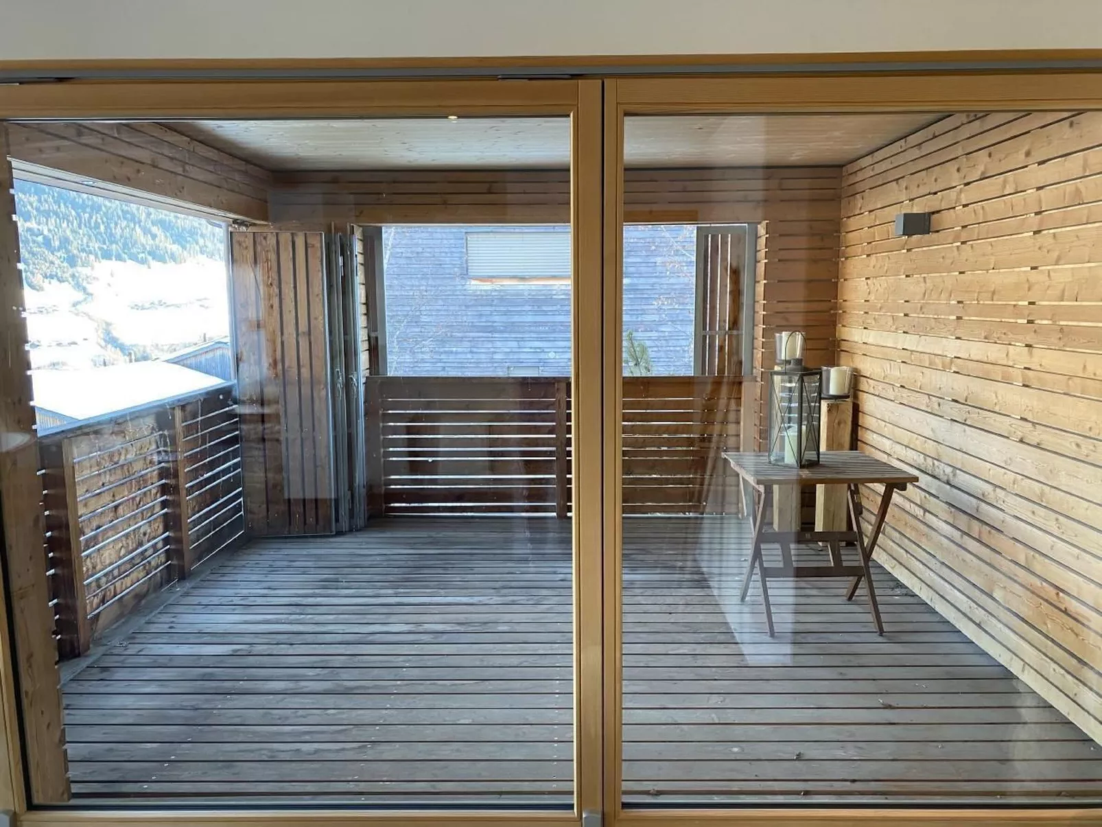 Lumnezia Lux-Outside