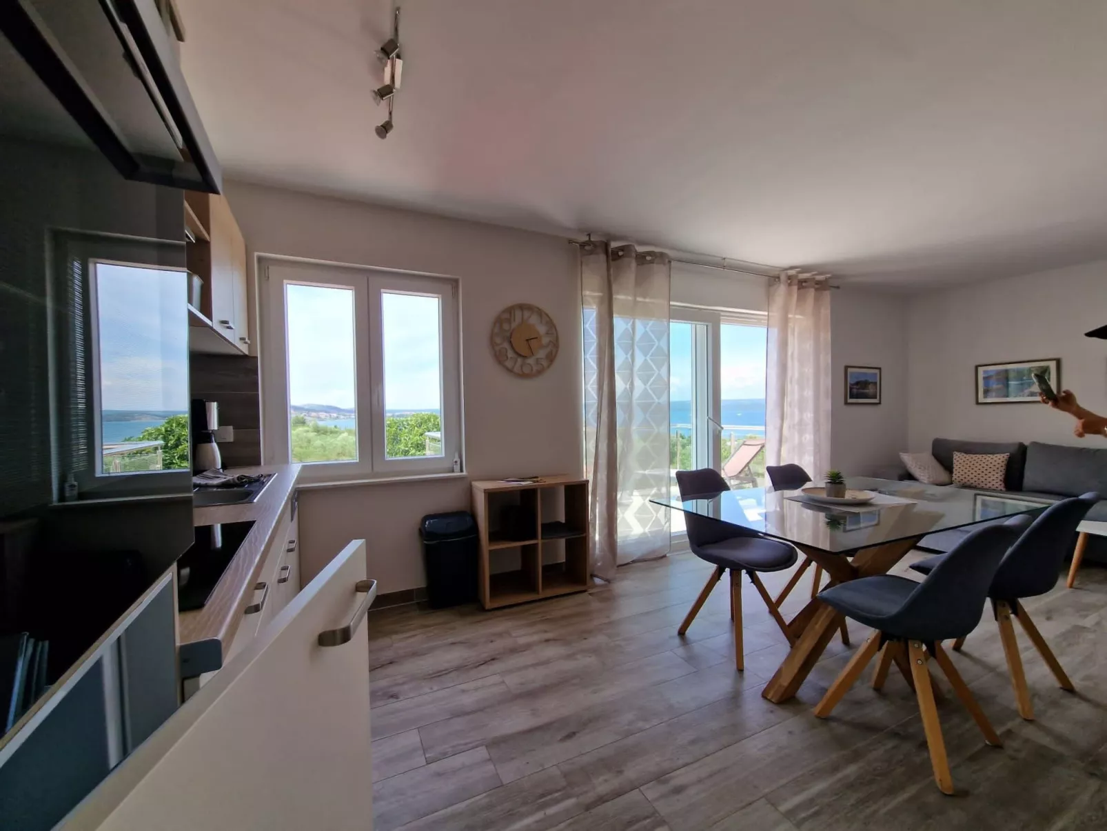 Großes Ferienhaus zur alleinigen Nutzung mit Pool-Image-tags.info