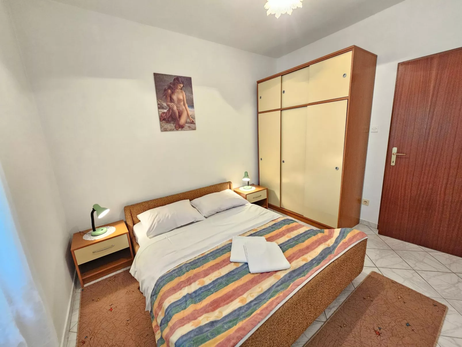 In Novi Vinodolski mit Grill, Garten und Terrasse-Dedans