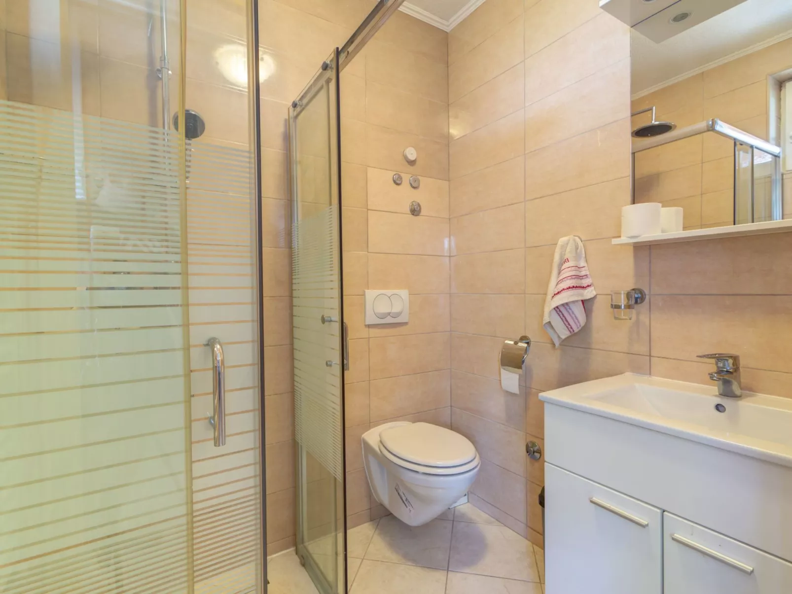 Wohnung mit Terrasse-Image-tags.info