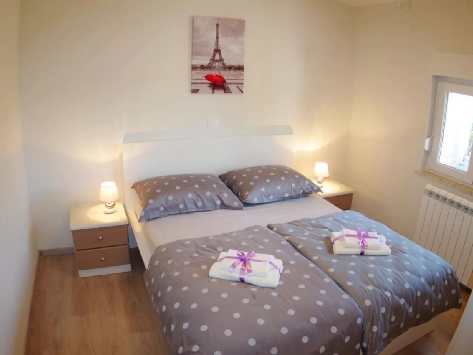 Im Dorf Kujići-Inside