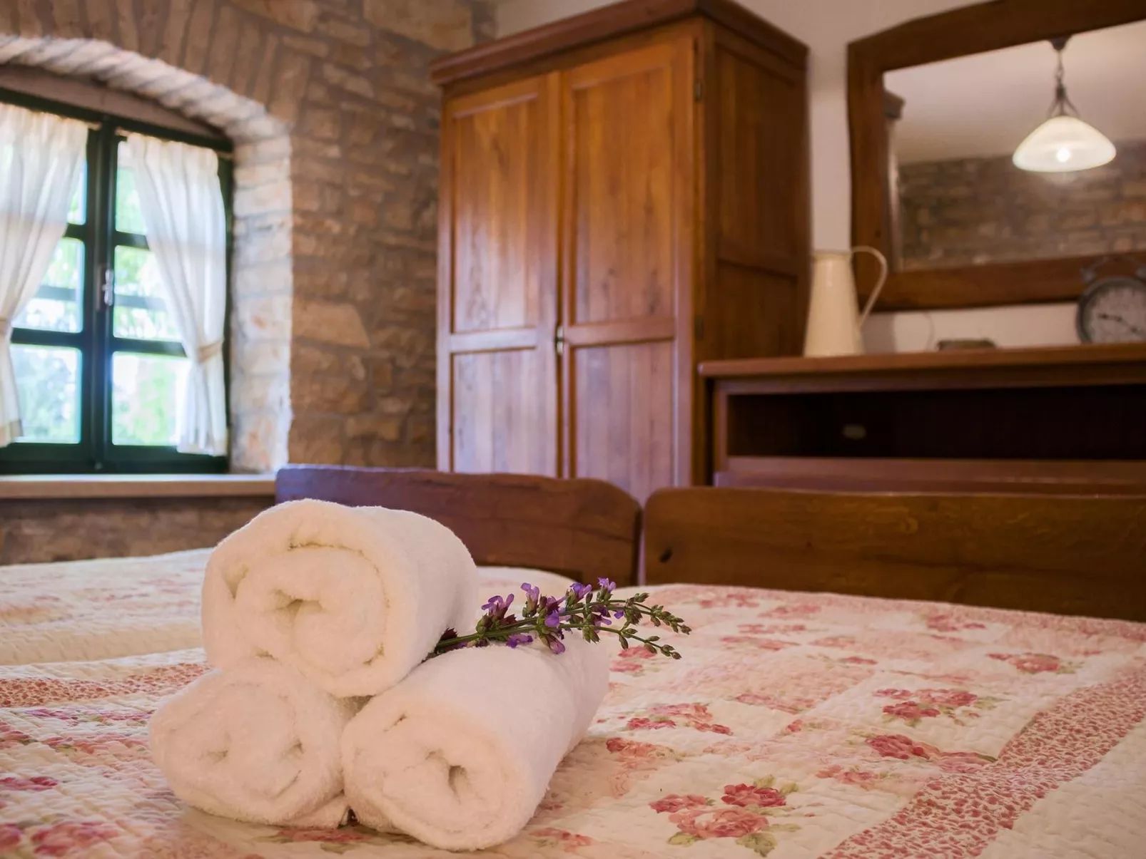 In Krculi mit Privatem Pool-Drinnen