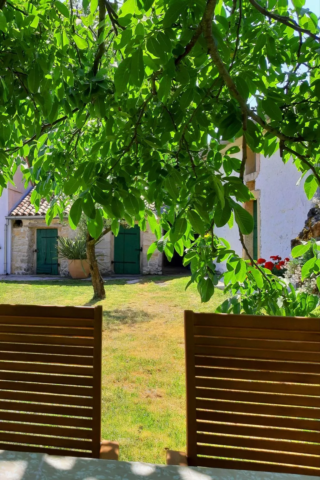 Romantische Villa mit weitläufigem Garten-Outside