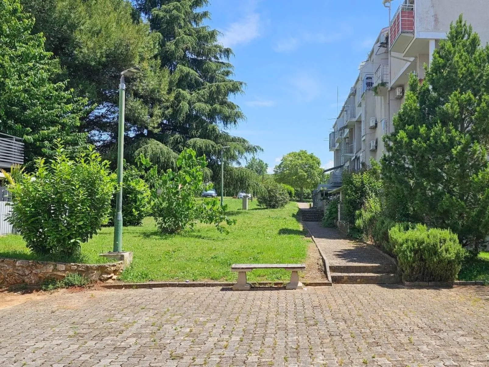 Wohnung "Domili" mit eigener Terrasse-Draußen