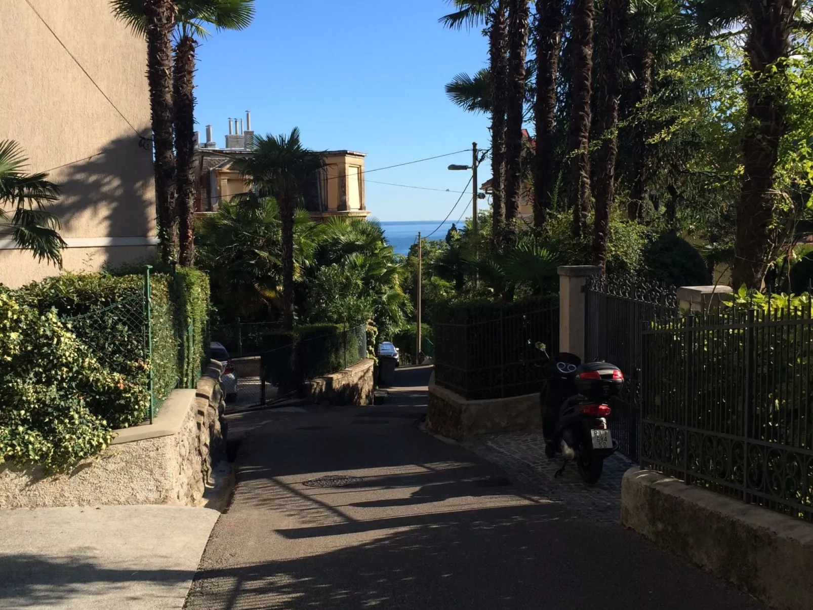 "Penthouse" mit Blick auf das Wasser-Draußen