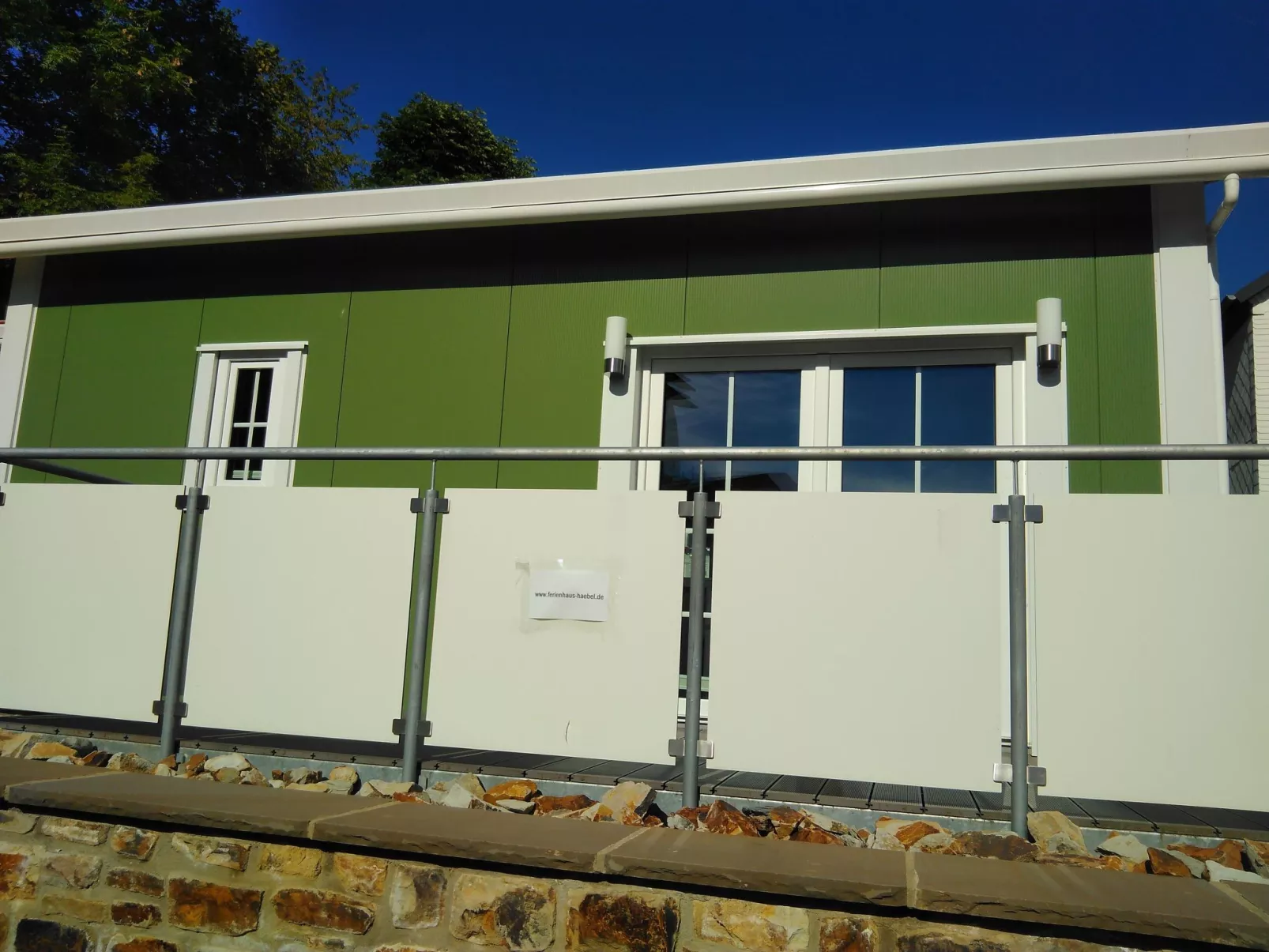 Mit Grill in Bad Marienberg-Draußen