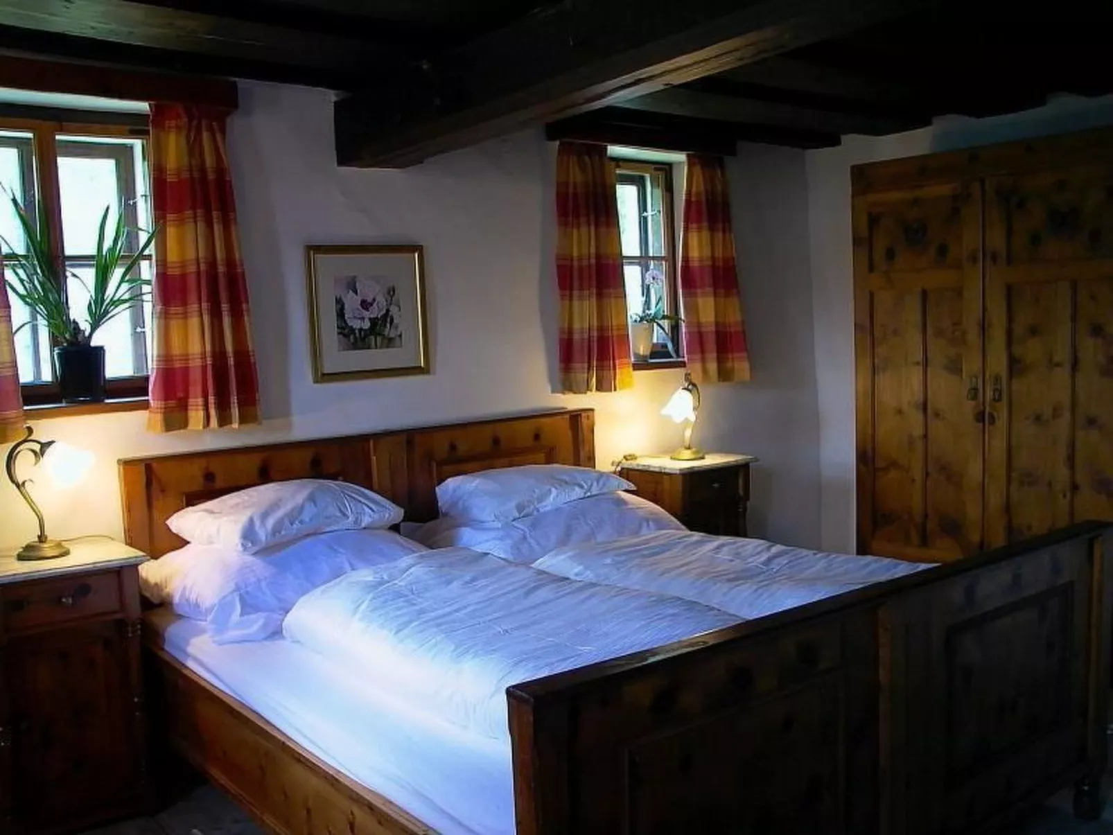 Große Wohnung im ersten Stock, mit großem Garten-Image-tags.info