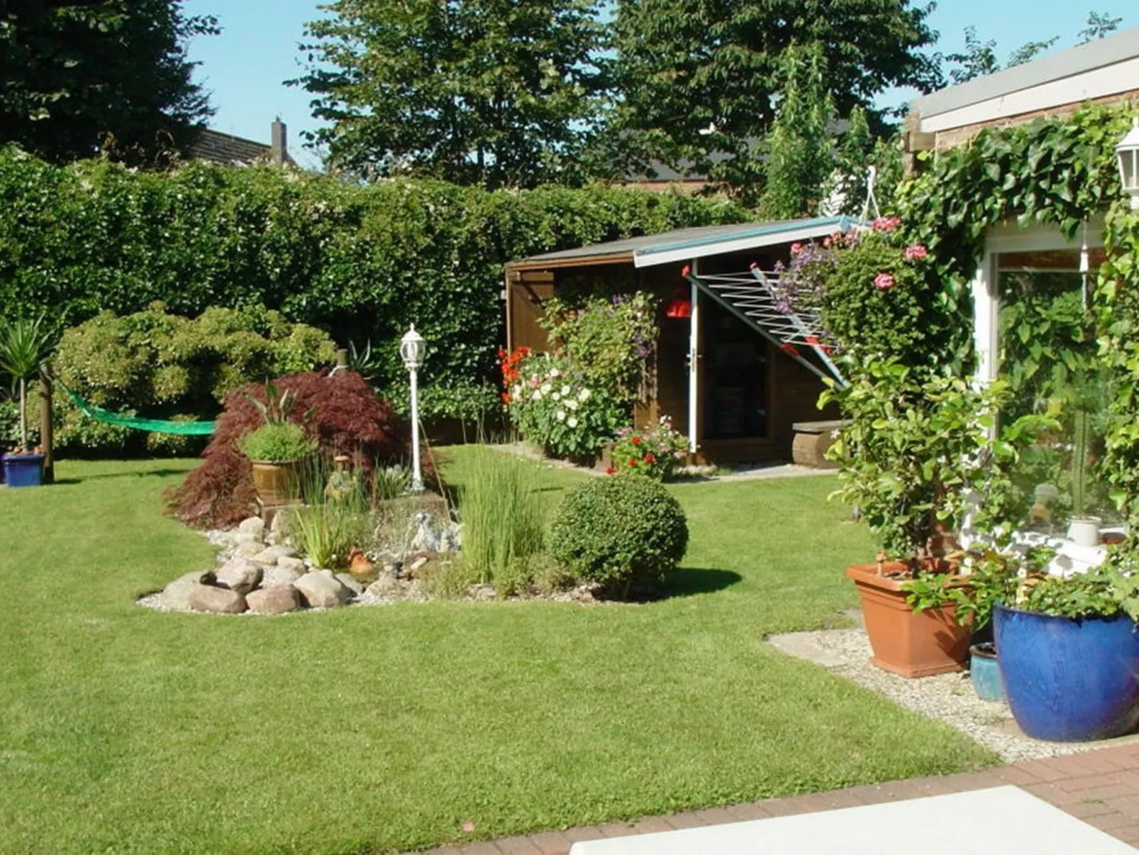 Wohnung in Neue Tiefe mit Terrasse, Garten und Grill-Draußen