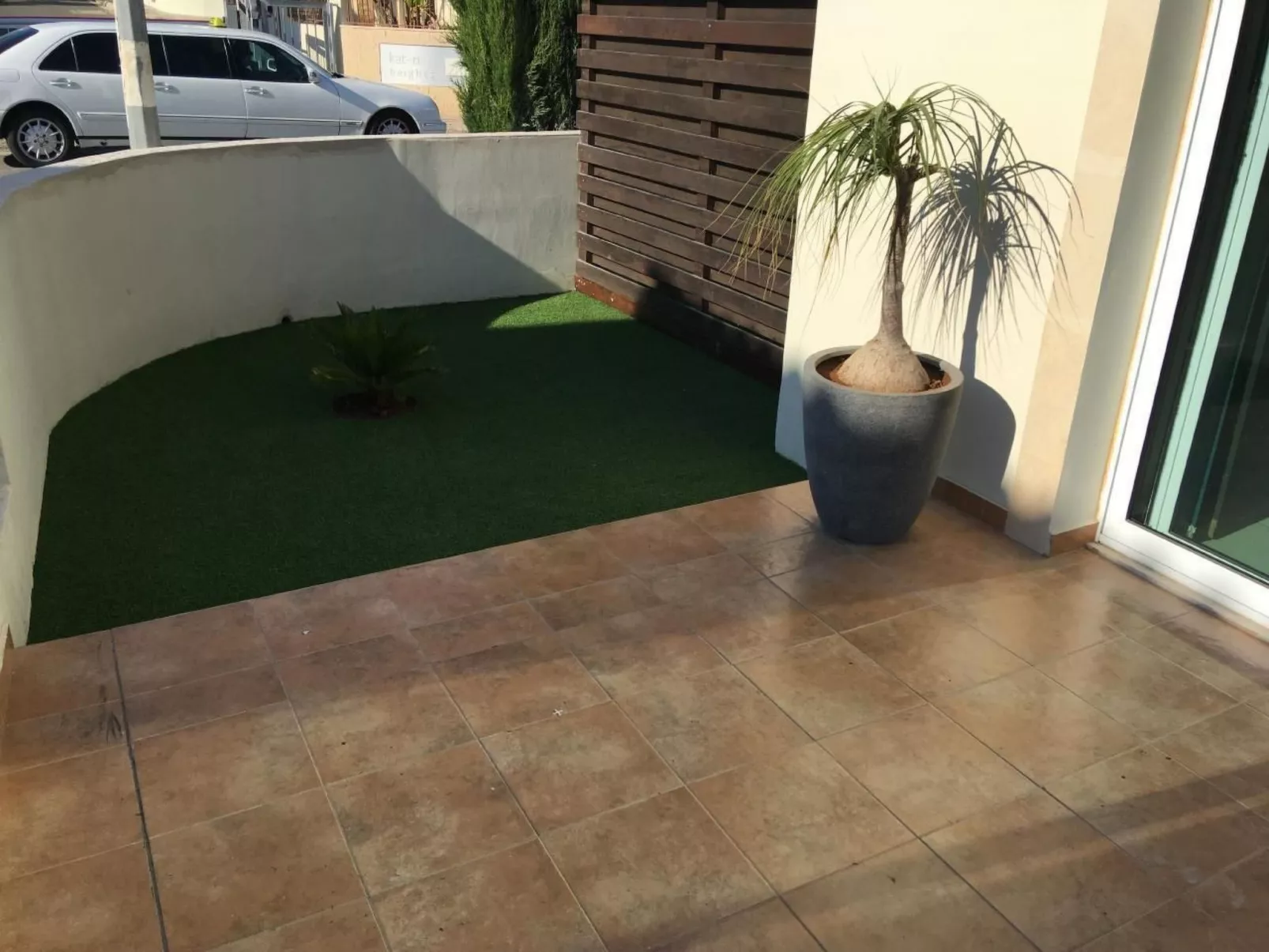 "Palmenvilla" mit privatem Balkon-Dehors