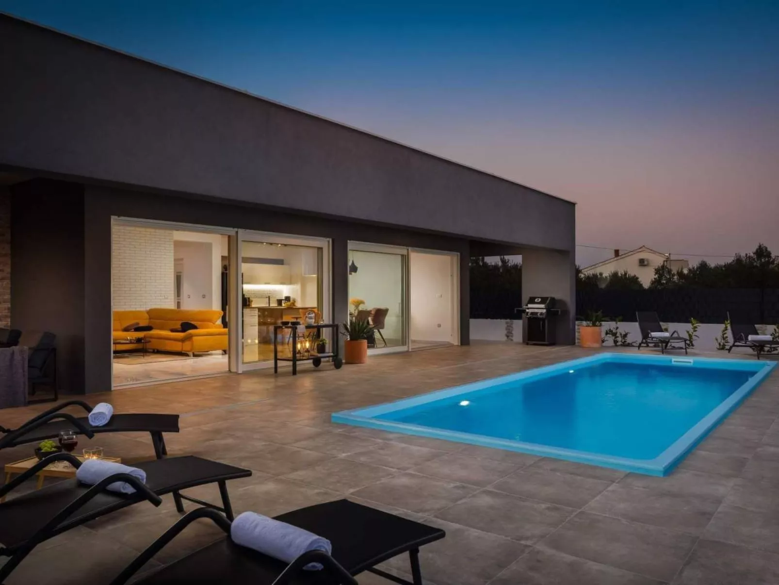 Villa Millenium-Inside