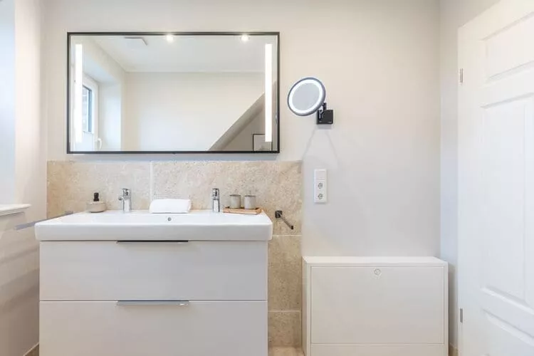 Biikehuus West-Bathroom