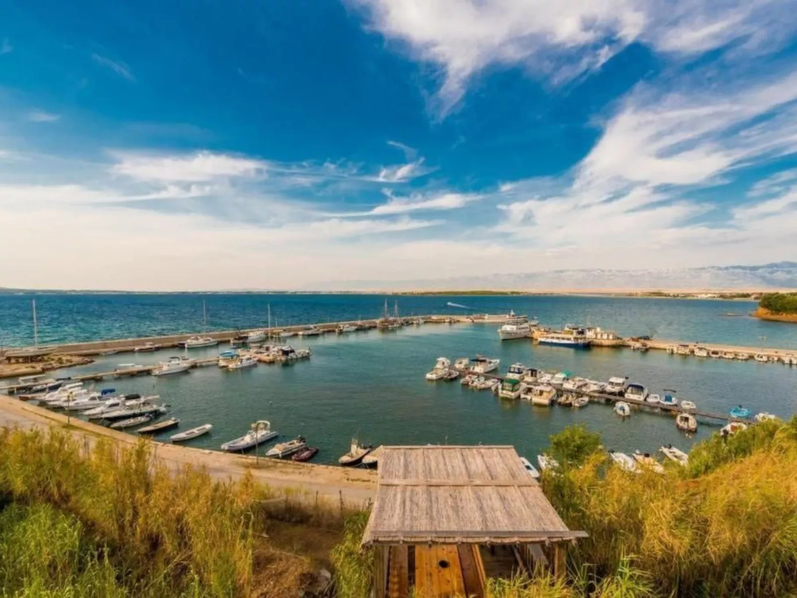 "Delfin prizemlje"-Dehors