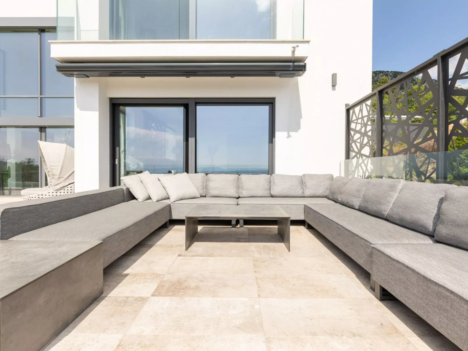 Designferienhaus mit Hot Tub-Inside