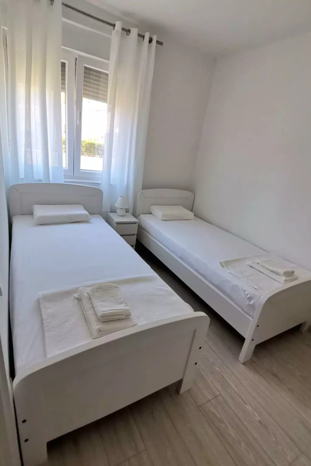 Appartement Dani am Strand mit herrlichem Meerblick-Drinnen