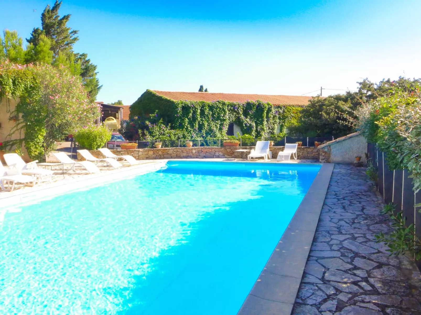 Für 2 Personen und 2 Kinder-Outside