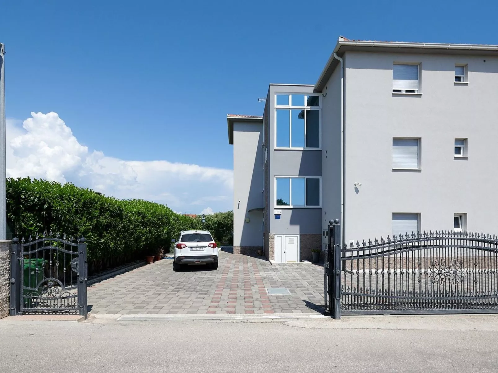 Appartement Adria mit Meerblick und Gemeinschaftspool-Outside